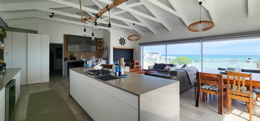 4 Bedroom Property for Sale in Agulhas Western Cape